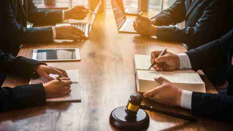 Terrorismo e dark fleet, il traffico nel golfo di Aden ed i rischi per l’ambente marino