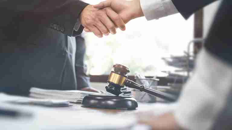 Niente credito di imposta per le società armatrici relativamente ai marittimi imbarcati